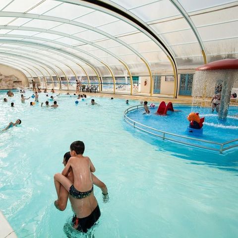  Tour Operateur et particuliers sur camping La Pinède Les Mathes - Funpass non inclus - Camping Charente-Maritime - Afbeelding N°3