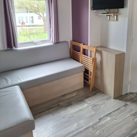 Stacaravan 6 personen - Stacaravan 2 slaapkamers - CALIN F37