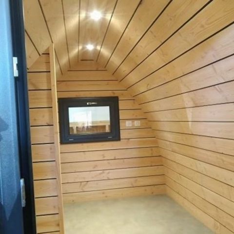 UNIEKE ACCOMMODATIE 4 personen - Cabanne Pigne- Geen Babybedje mogelijk- 1 kamer