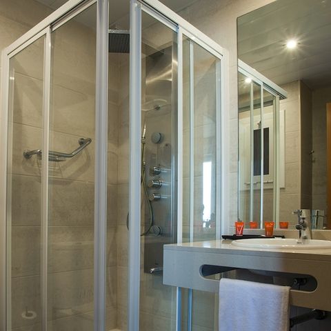 Slaapkamer 1 persoon - EENPERSOONSKAMER - BALKON - ONTBIJT INBEGREPEN