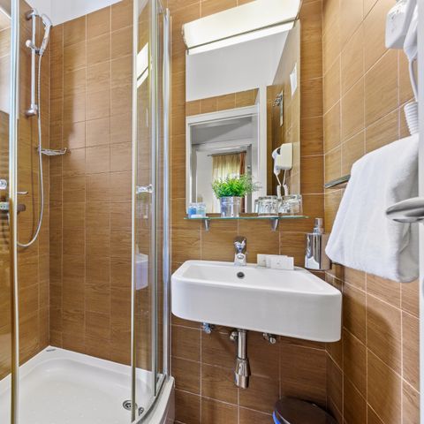 APPARTEMENT 4 personen - Appartement 2+2