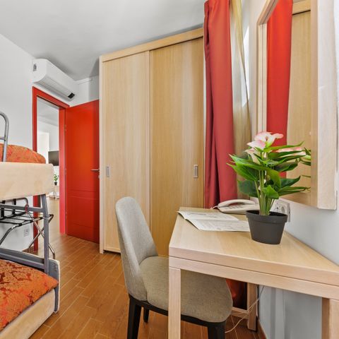 APPARTEMENT 5 personen - Appartement 3+2