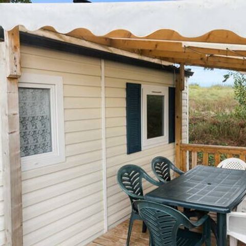 Stacaravan 5 personen - Comfort | 3 slaapkamers | 5 slaapplaatsen | Verhoogd terras | 1 badkamer | Airconditioning
