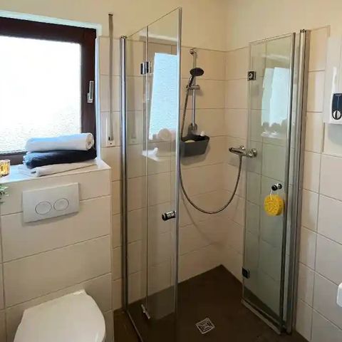 Bungalow 6 personen - L-C6