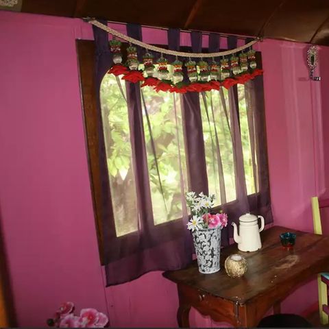 Chalet 2 personen - Roulotte met sanitair 1bed 2 pers