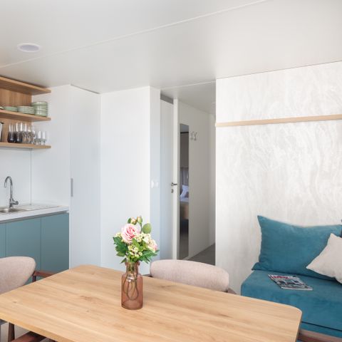 Stacaravan 4 personen - Amber Sea Luxe Vakantiehuis met privé zwembad