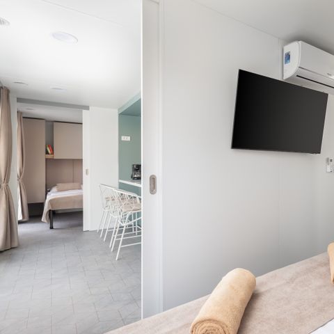 Stacaravan 6 personen - Luxueus Vakantiehuis met Zwembad (MHLP)