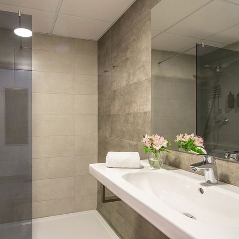 Hotelkamer 3 personen - Tweepersoonskamer + extra bed - balkon