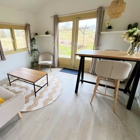 Bungalow 2 personen - DuinHut Kiekendief met hottub