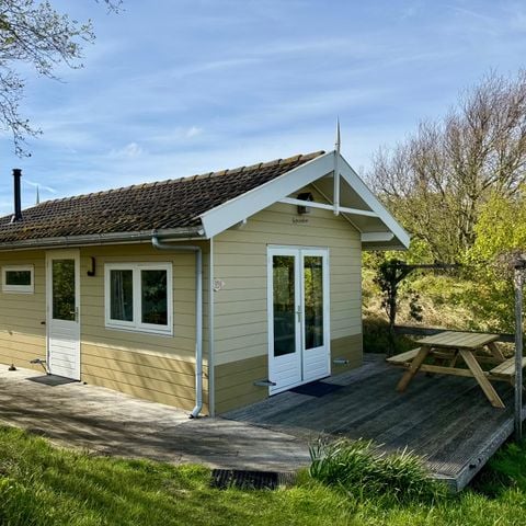 Bungalow 2 personen - DuinHut Kiekendief met hottub