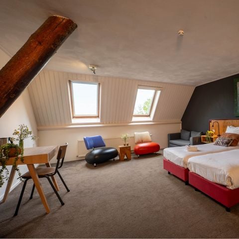 Slaapkamer 2 personen - Bokkumermar Boerderijkamer