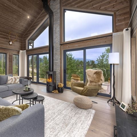 VAKANTIEHUIS 6 personen - Saga Hytte With Sauna, Hot Tub & Water View