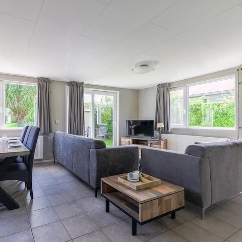 Bungalow 6 personen - Waterlelie - Cederlaan 066
