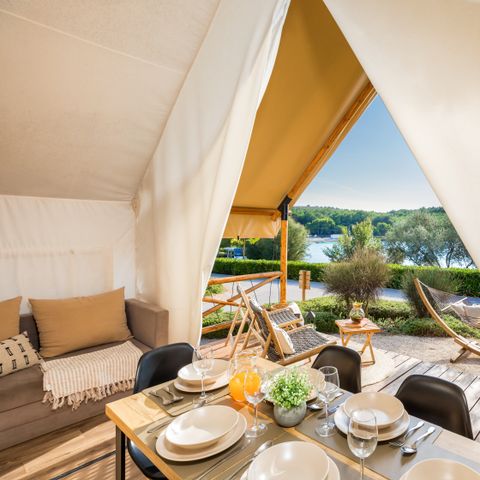 Tent 6 personen - Premium safaritent met drie slaapkamers (4+2)