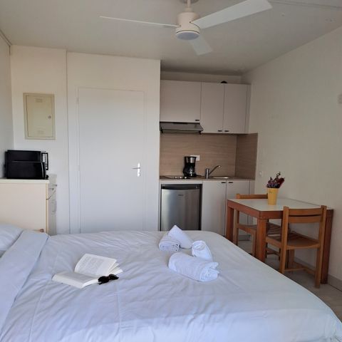 APPARTEMENT 2 personen - 1 kamer - geen Babybedje