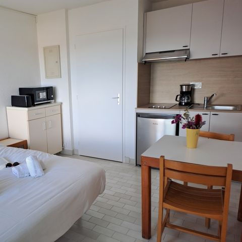 APPARTEMENT 2 personen - 1 kamer - geen Babybedje