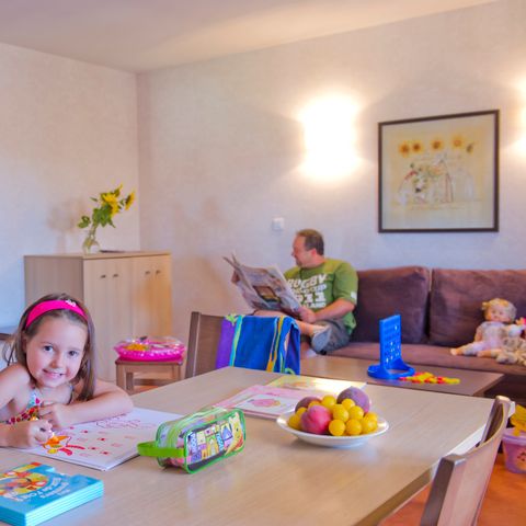 APPARTEMENT 8 personen - G/19_3-KAMER HUT VOOR 8 PERSONEN