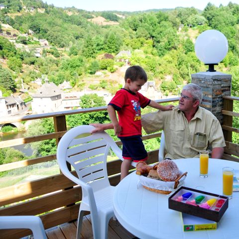 APPARTEMENT 6 personen - G/296_2 KAMER CABINE 6 PERSONEN ZONDER BALKON OF TERRAS