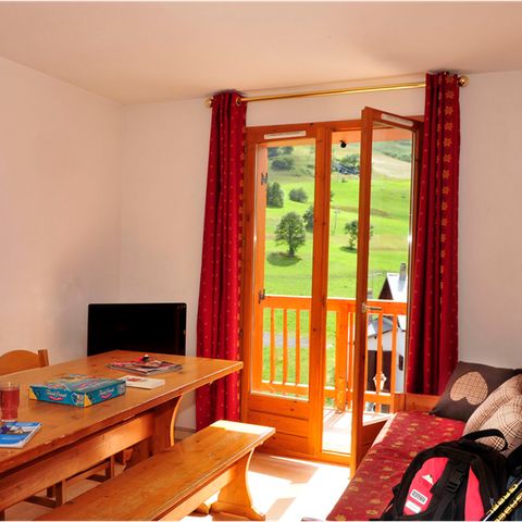 APPARTEMENT 6 personen - G/2_2 KAMERS HUT 6 PERSONEN