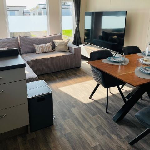 Chalet 4 personen - Locatie: Kamperland – Camping de Molenhoek – Strand J55 