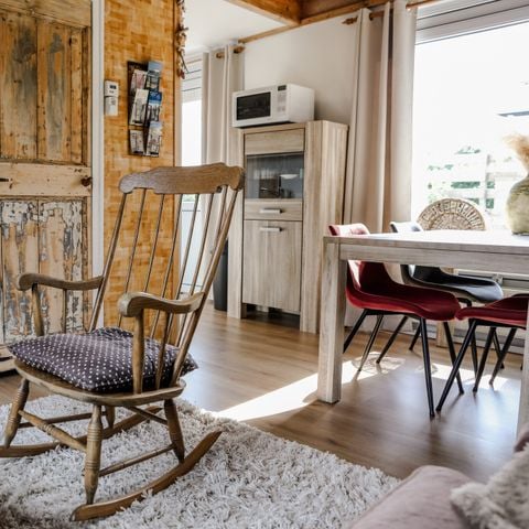 Bungalow 4 personen - Locatie: Baarland – Sfeervol 8