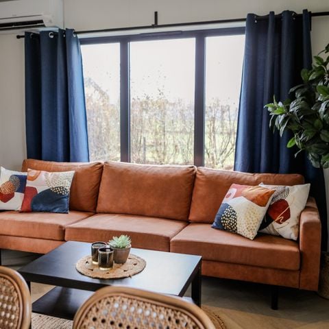 Chalet 6 personen - Luxe op minicamping Waarde met hottub