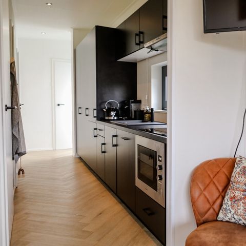 Chalet 6 personen - Locatie: Waarde - Luxe op minicamping met hottub
