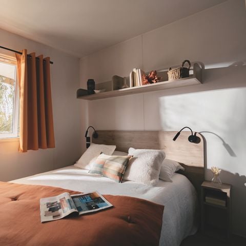 Stacaravan 6 personen - Premium stacaravan - 3 slaapkamers - halfoverdekt terras met uitzicht op zee