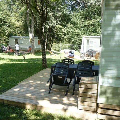 Stacaravan 4 personen - Tilleul Eco (2 volwassenen + 2 kinderen) - 2 kamers zonder sanitair + 12.50m² terras
