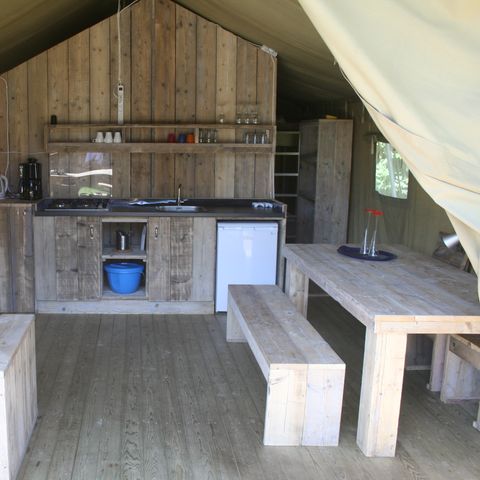 Safaritent 5 personen - Strandheem lodge glamping met eigen sanitair