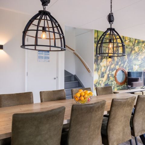 VAKANTIEHUIS 12 personen - Familieboerderij met privé binnenzwembad en sauna