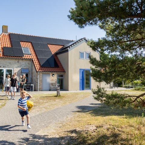 Groepsaccommodatie 12 personen - Familieboerderij met privé binnenzwembad en sauna