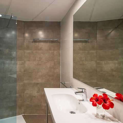 Hotelkamer 3 personen - Driepersoonskamer - 3 volwassenen - Balkon