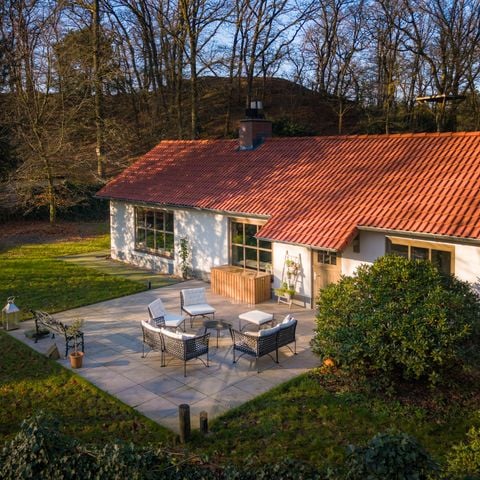 Groepsaccommodatie 12 personen - Luxe Buitenhuis met Bubbelbad & Sauna