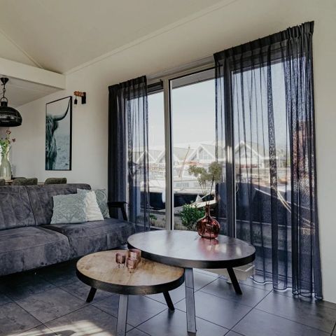 Vakantiehuis 6 personen - Rolstoelvriendelijke Waterwoning Uitgeest