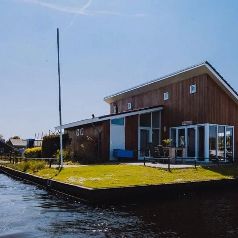 Vakantiehuis 6 personen - Rolstoelvriendelijke Waterwoning Uitgeest