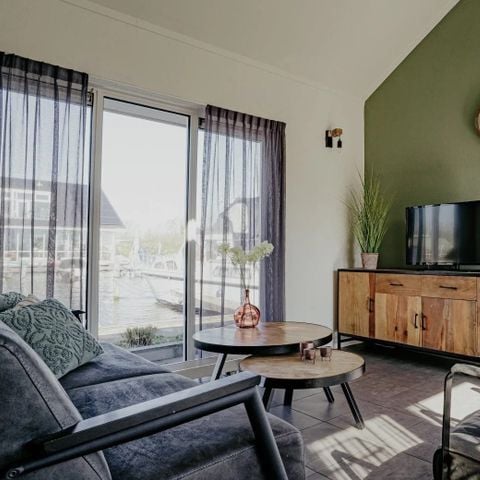 Vakantiehuis 6 personen - Rolstoelvriendelijke Waterwoning Uitgeest