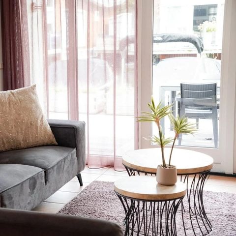Vakantiehuis 4 personen - Waterwoning Uitgeest met eigen aanlegsteiger