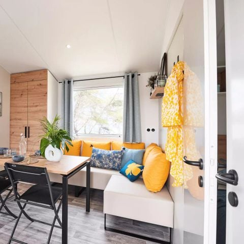 Stacaravan 6 personen - 4 Kamers 6 Personen + TV