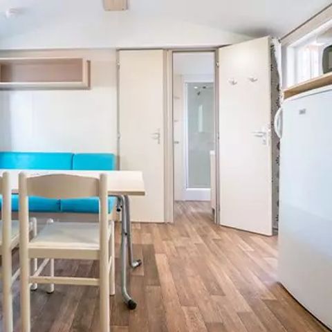 Stacaravan 6 personen - Comfort | 3 slaapkamers | 6 pers | Verhoogd terras | Airconditioning