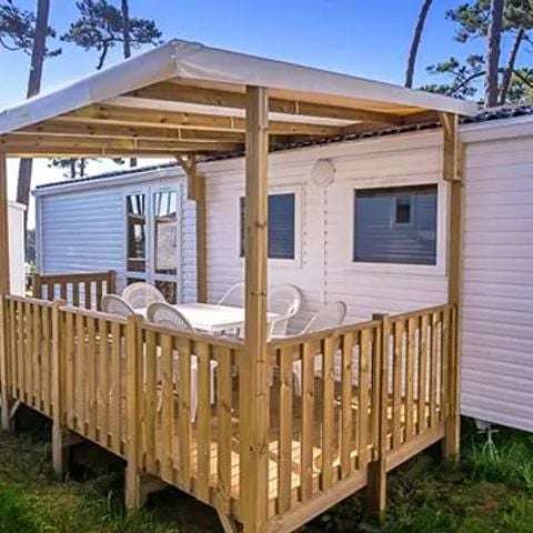 Stacaravan 6 personen - Comfort | 3 slaapkamers | 6 pers | Verhoogd terras | Airconditioning