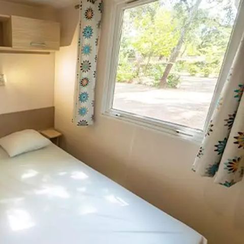 Stacaravan 6 personen - Comfort | 3 slaapkamers | 6 pers | Verhoogd terras | Airconditioning