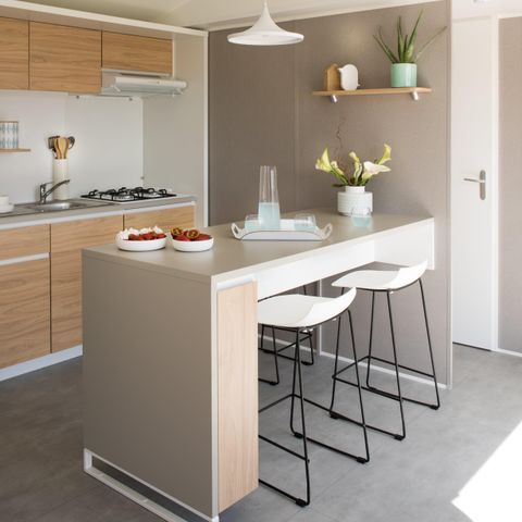 Stacaravan 5 personen - COTTAGE GRAND CONFORT (2 slaapkamers en half overdekt terras)