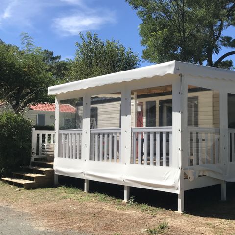 Stacaravan 8 personen - SUNELIA PRESTIGE 4 slaapkamers - 40 m² - Overdekt terras voor 8 personen