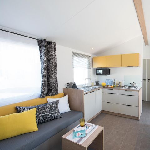 Stacaravan 8 personen - SUNELIA PRESTIGE 4 slaapkamers - 40 m² - Overdekt terras voor 8 personen