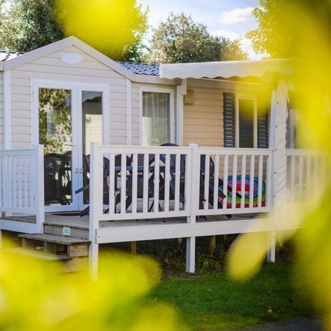 Stacaravan 6 personen - VRIJETIJDSVERBLIJF COMFORT 3 slaapkamers - 36 m² - Overdekt terras 6 personen