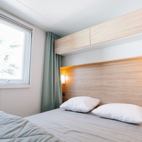 Stacaravan 6 personen - SUNELIA - CONFORT - PLUS - 3 slaapkamers - 35 m² - Overdekt terras
