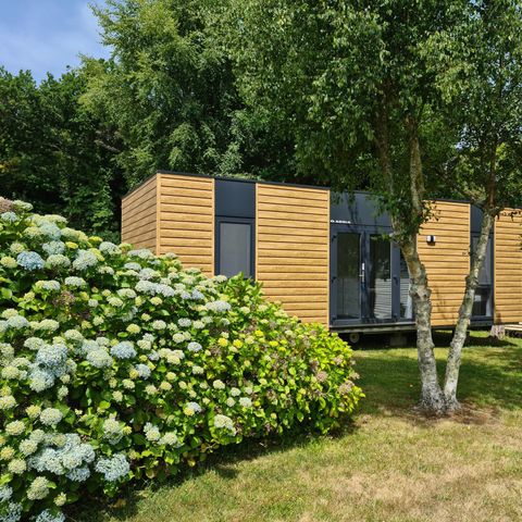 Stacaravan 6 personen - Premium 40m² - 3 kamers - overdekt terras - TV + vaatwasser + lakens + handdoeken