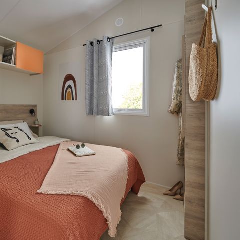 Stacaravan 4 personen - MARIN Confort 27 m² - 2 slaapkamers / overdekt terras + TV