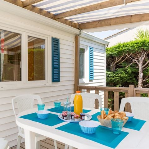 Stacaravan 4 personen - Bali-chalet - 2 slaapkamers ** (in het Frans)